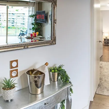 Exceptional 2 Bed Near Monaco With Large Terrace, Sea View, Parking * Beausoleil