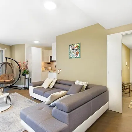 Casa vacanze Exceptional 2 Bed Near Monaco With Large Terrace, Sea View, Parking