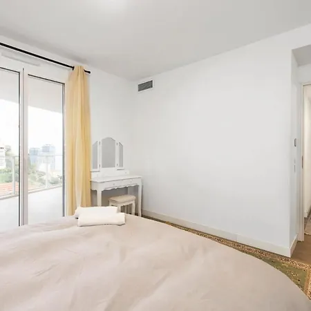 Casa vacanze Exceptional 2 Bed Near Monaco With Large Terrace, Sea View, Parking *