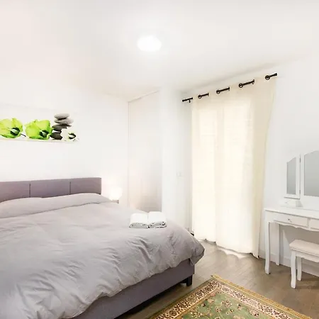 Exceptional 2 Bed Near Monaco With Large Terrace, Sea View, Parking Casa vacanze