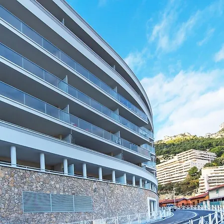 Casa vacanze Exceptional 2 Bed Near Monaco With Large Terrace, Sea View, Parking *
