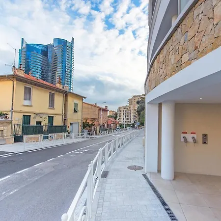 Casa vacanze Exceptional 2 Bed Near Monaco With Large Terrace, Sea View, Parking Beausoleil
